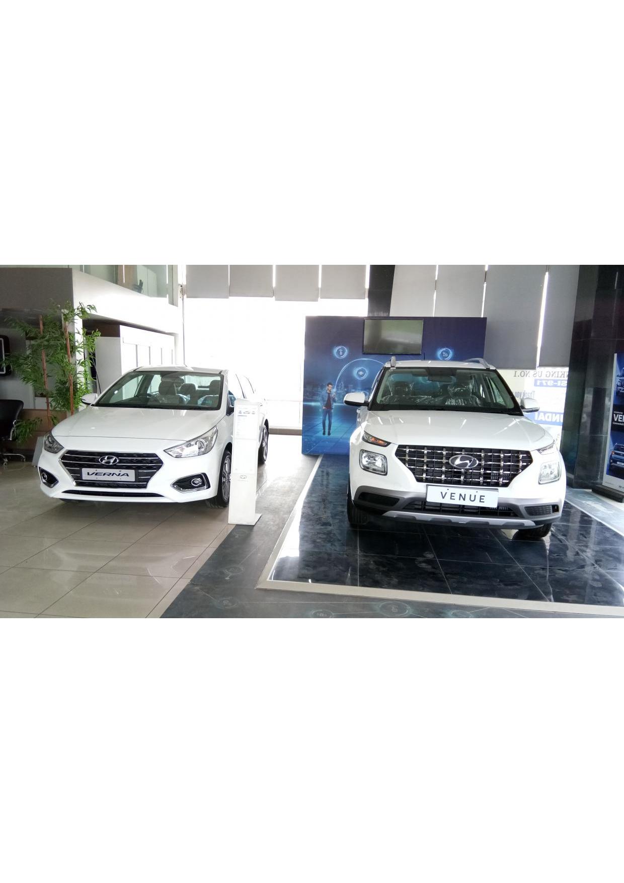 Hyundai Gallery